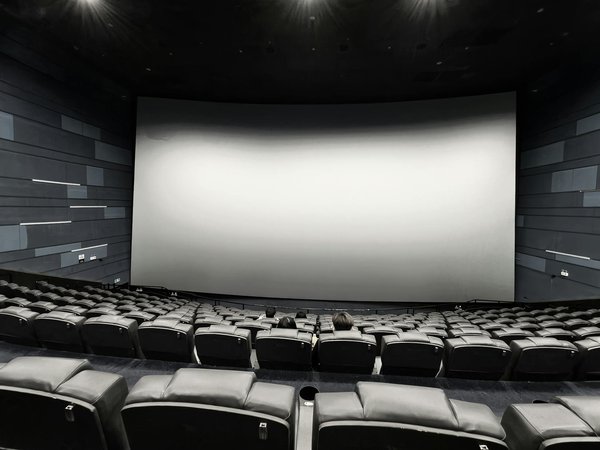 Comment organiser une collecte de vêtements transformative pour aider les personnes en difficulté : Guide complet